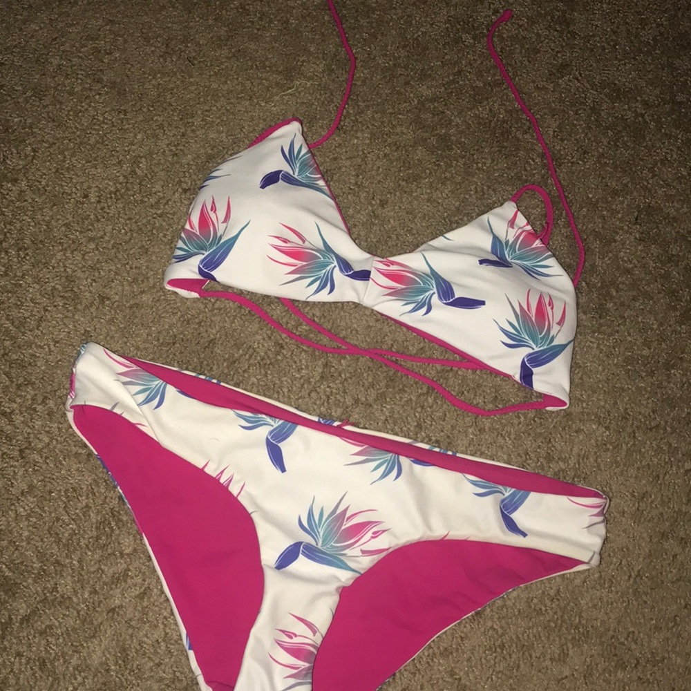 Bathing suit